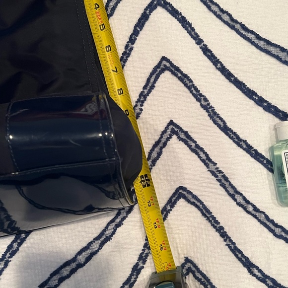 Tory Burch nylon  and patent navy tote - Picture 2 of 10